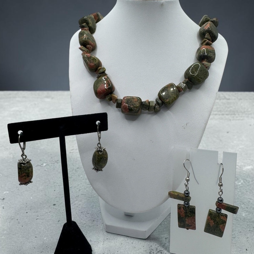 Unakite Gemstone Chunky Necklace & 2 Pair Earrings Set Green Pink Boho Earthy